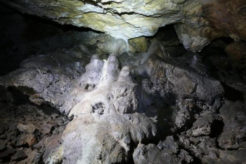 Stalagmitenreste