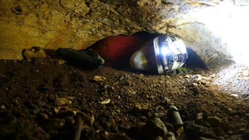 Höhle 2: erste extreme Engstelle