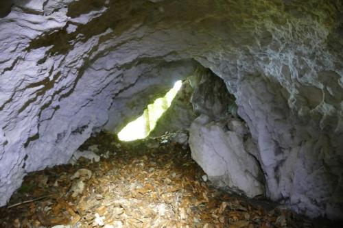 Durchgangshöhle: oberer Eingang